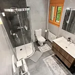 Magnifique Avec Piscine 克莱恩 蒙塔纳
