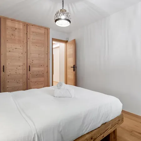 Magnifique Avec Piscine Appartement *